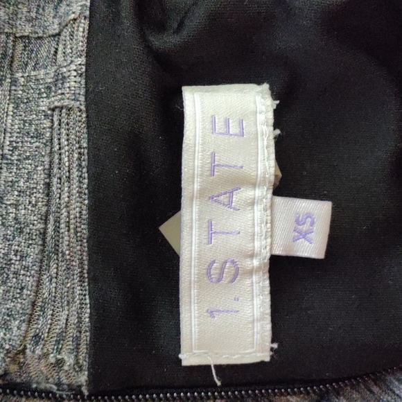 Pre Loved - 1.State XS Cold Shoulder Dress - Picture 3 of 3